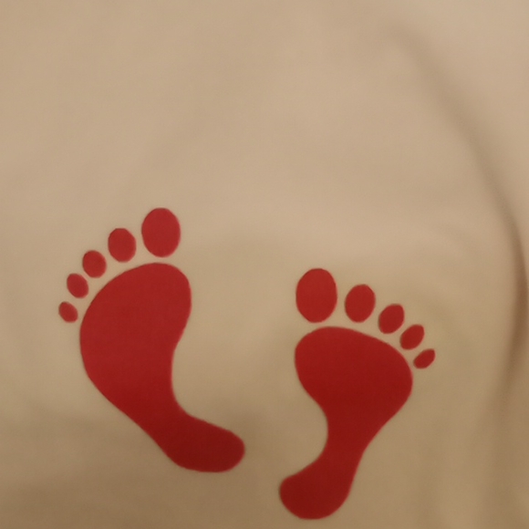 Maternity Valentine Shirt - Picture 4 of 4